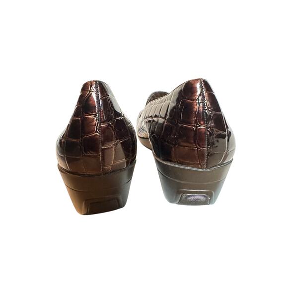 NWOT Aerosoles Size 9.5 Brown Embossed Leather Wedge Loafer Work Closed Toe - Picture 10 of 12